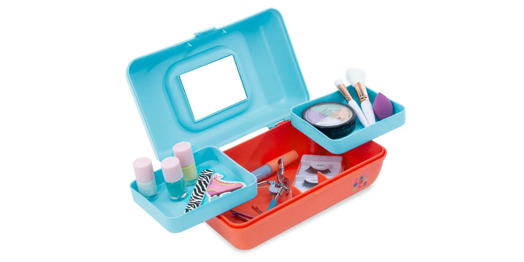 Caboodles Pretty In Petite™ Social Butterfly Classic Cases 5 Caboodles Pretty In Petite™ Social Butterfly Classic Cases