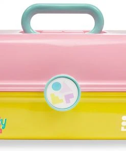 Caboodles Classic Cases On-The-Go Girl™ Stay Retro